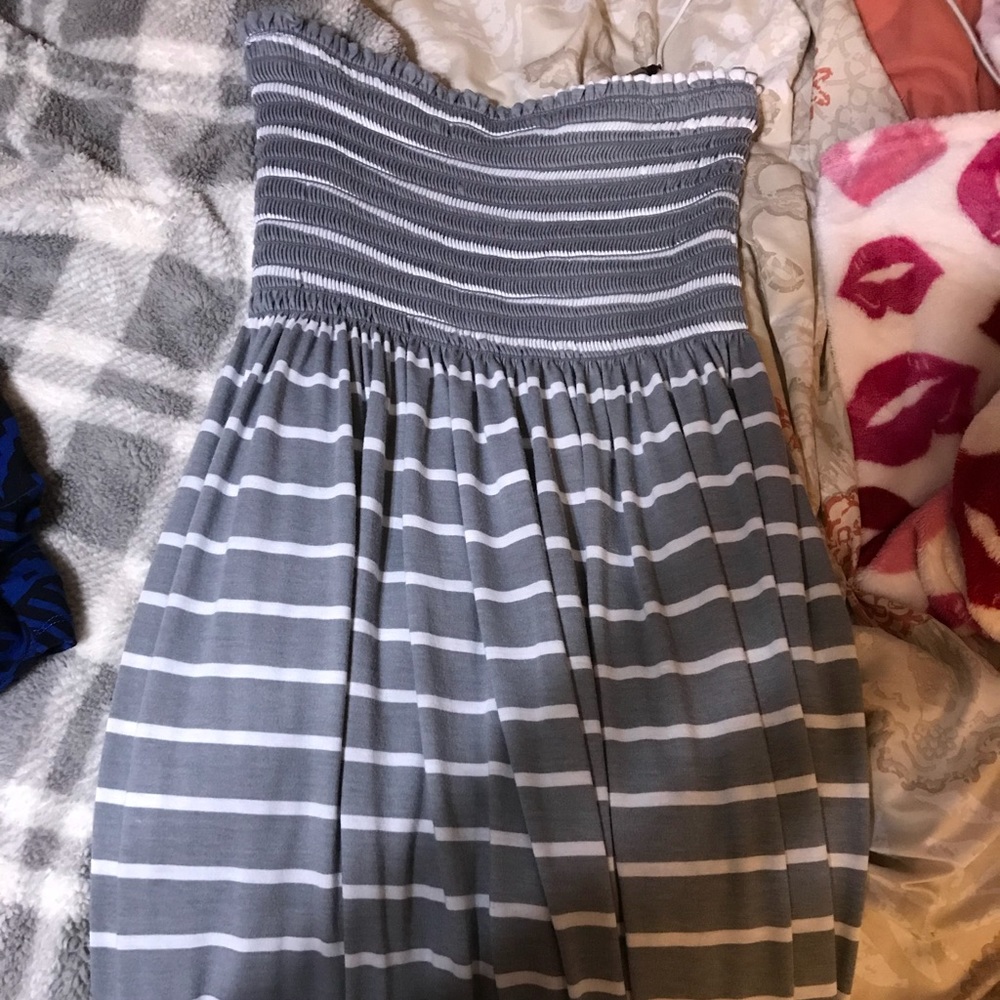 Strapless dress